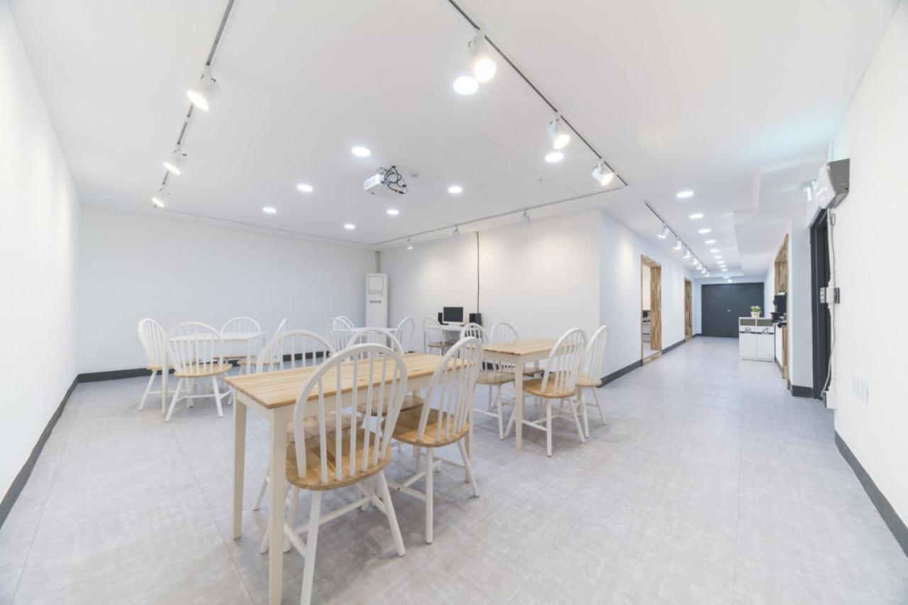 襄阳郡 家人旅馆酒店 外观 照片